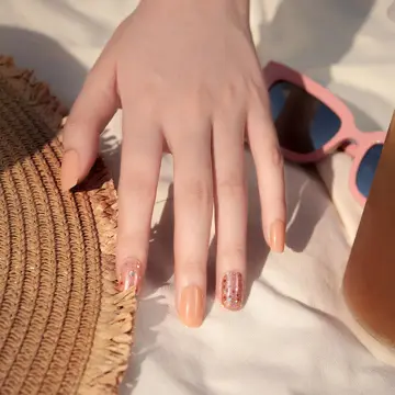 Nude · Pink · Fine shimmer nail art