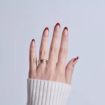 Nude · Red · Cat eye nail art