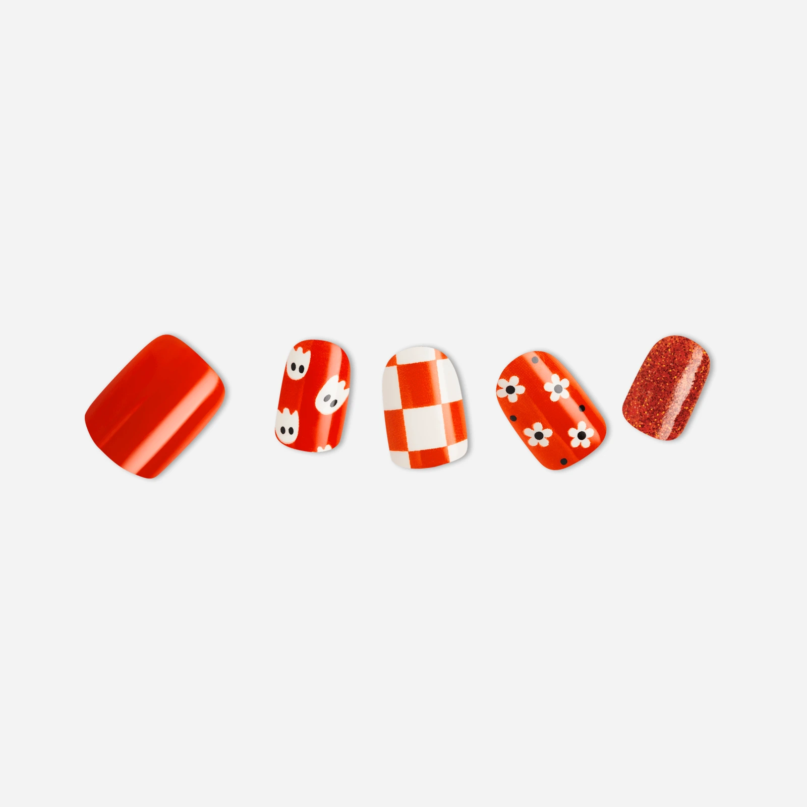Red · White · Fine shimmer nail art